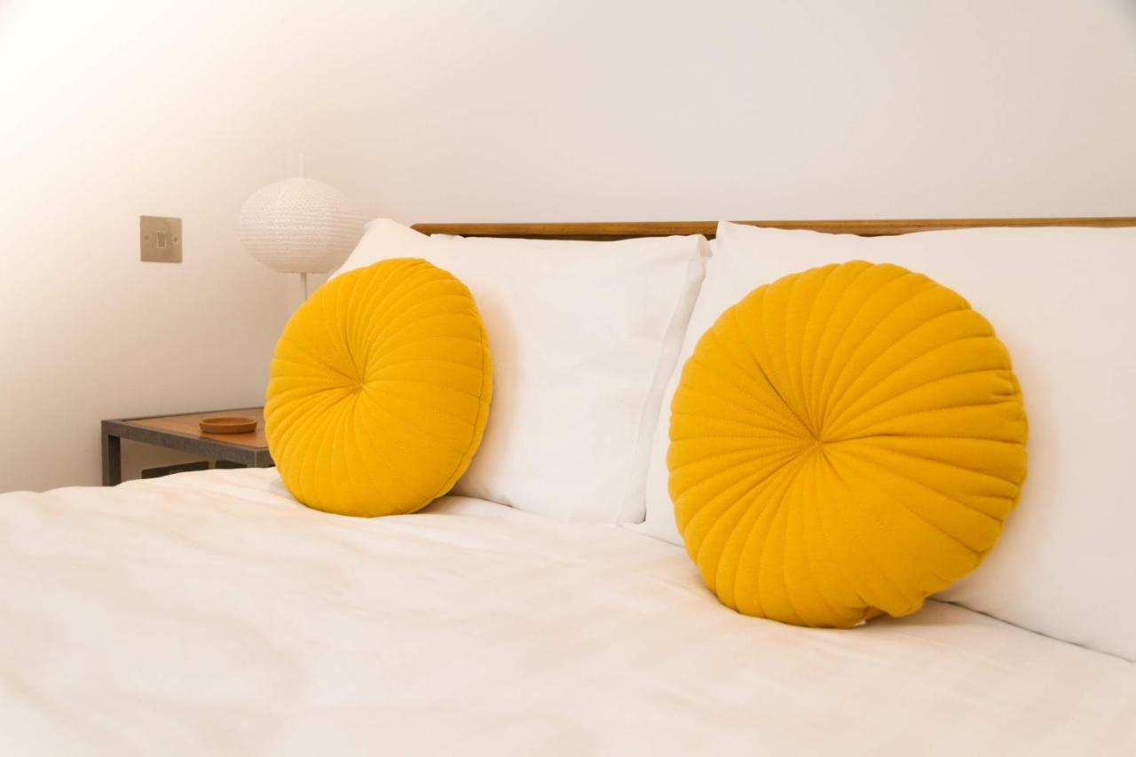 אדינבורו 2 Bed Apartment At Quartermile מראה חיצוני תמונה