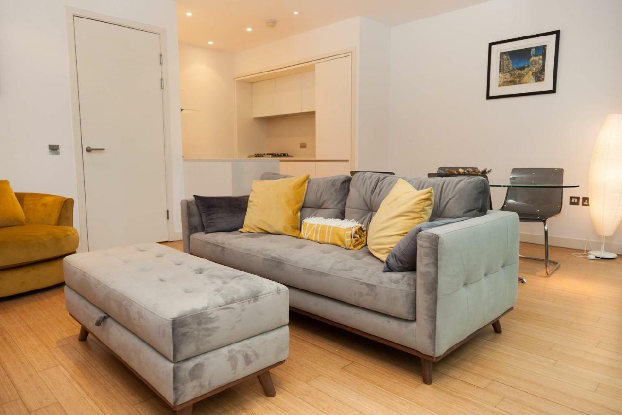 אדינבורו 2 Bed Apartment At Quartermile מראה חיצוני תמונה